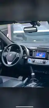 Toyota RAV 4, 2019-6