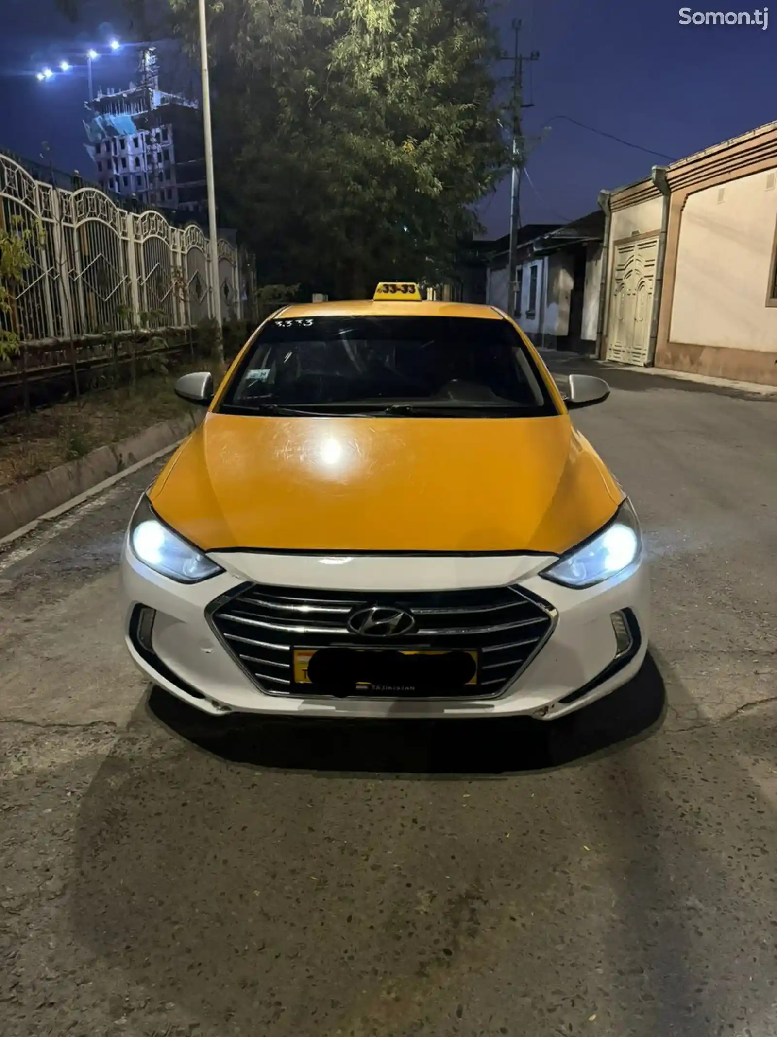 Hyundai Elantra, 2017-1