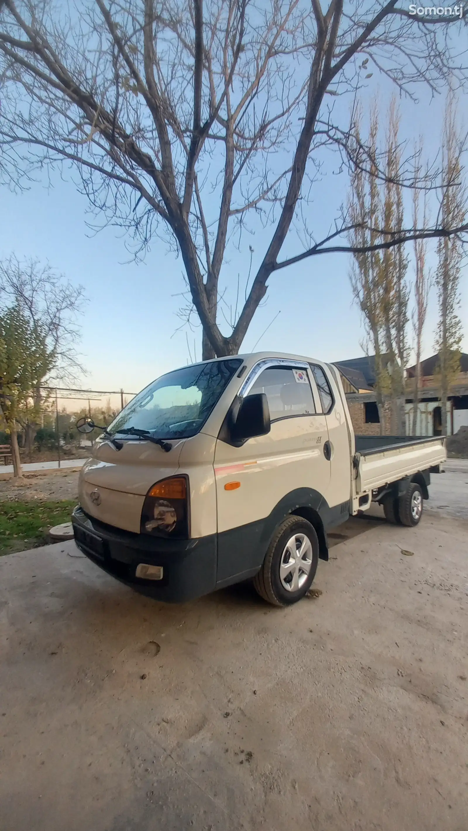 Бортовой автомобиль Hyundai Porter 2, 2015-1