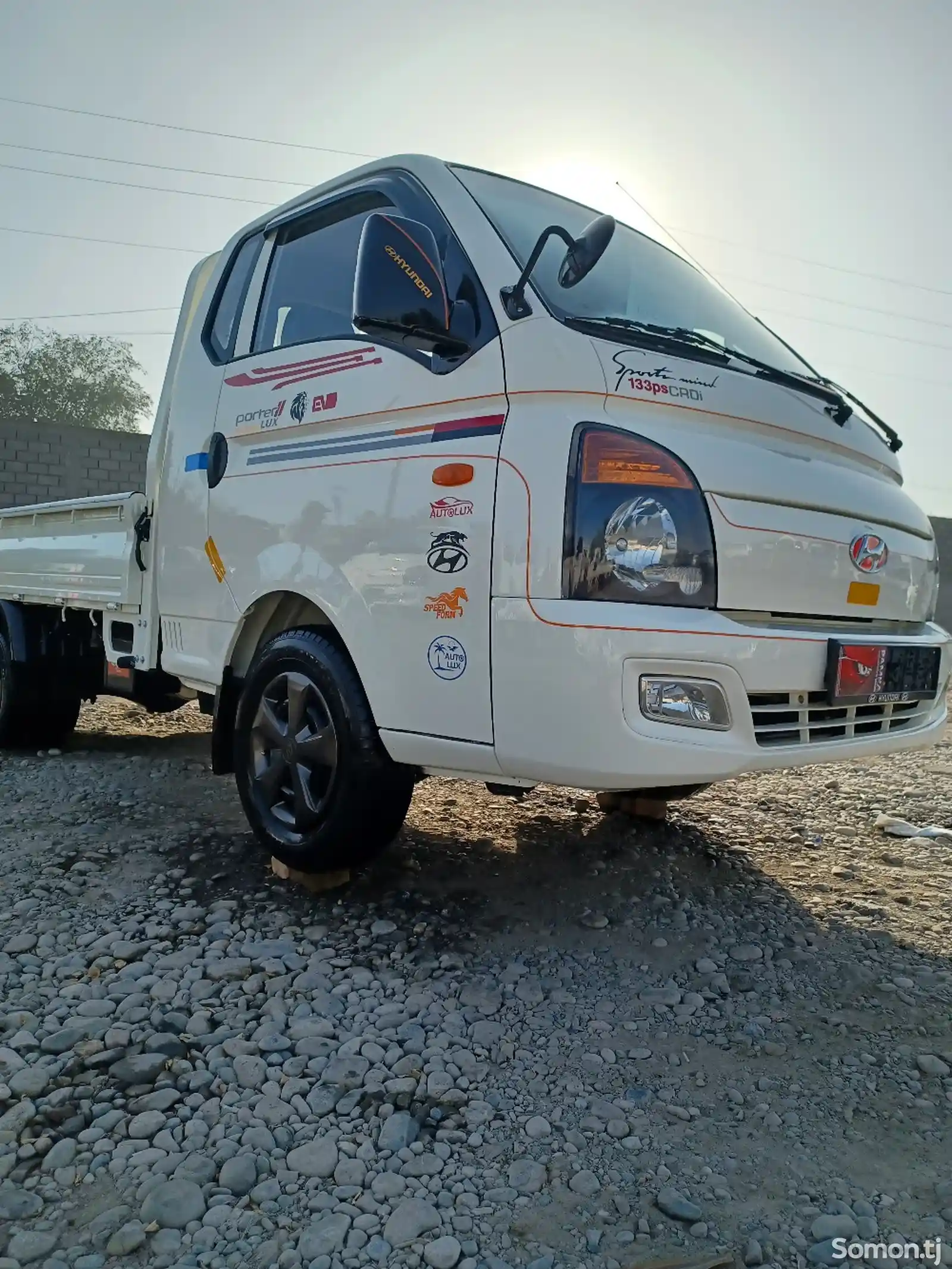 Бортовой автомобиль Hyundai Porter II, 2014-3