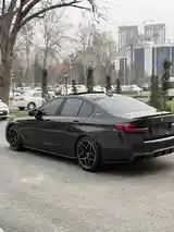 BMW 5 series, 2019-3