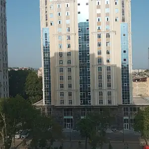 2-комн. квартира, 15 этаж, 58 м², Фирдавси