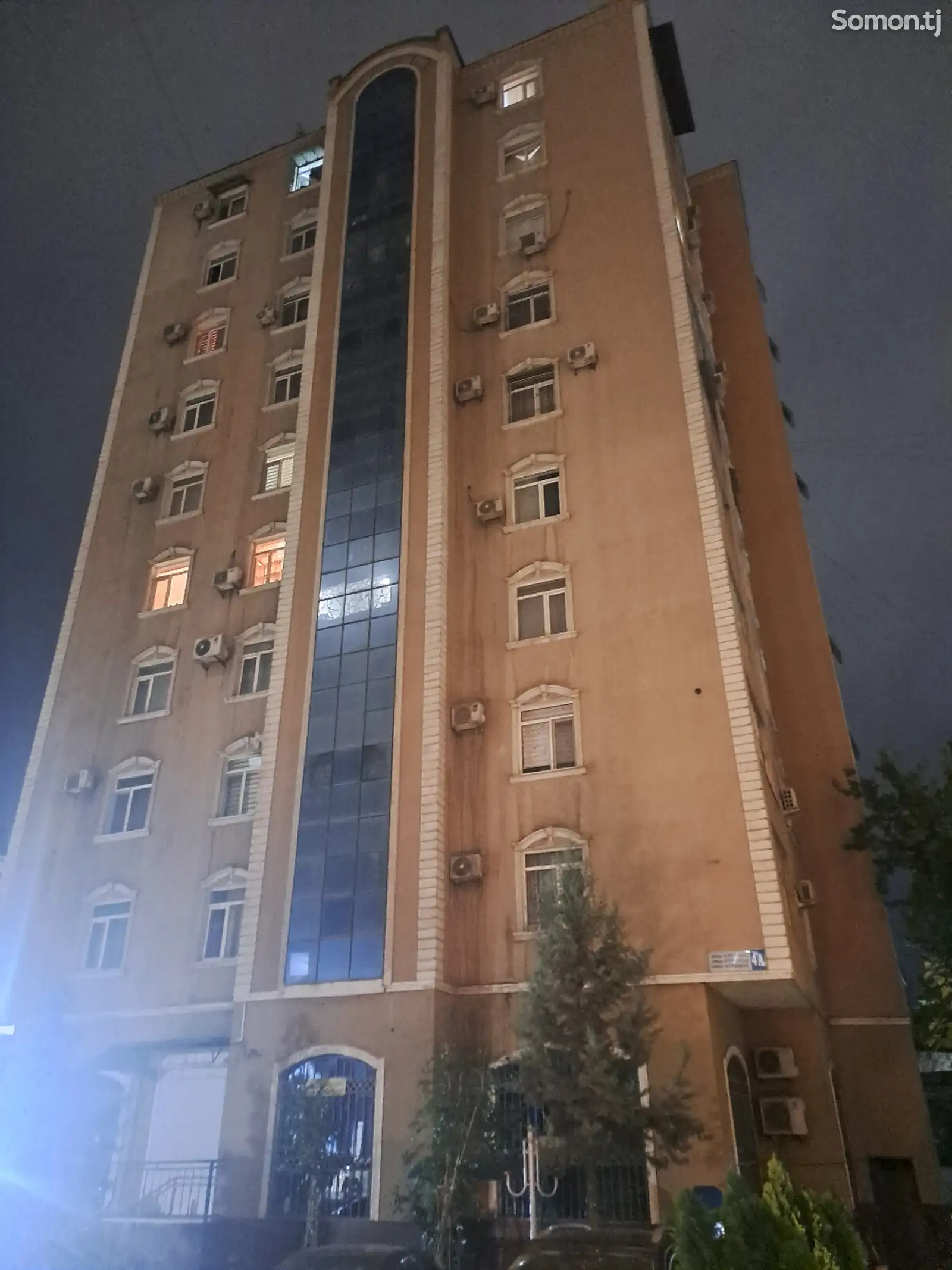 3-комн. квартира, 4 этаж, 137 м², И Сомони, Овир-1