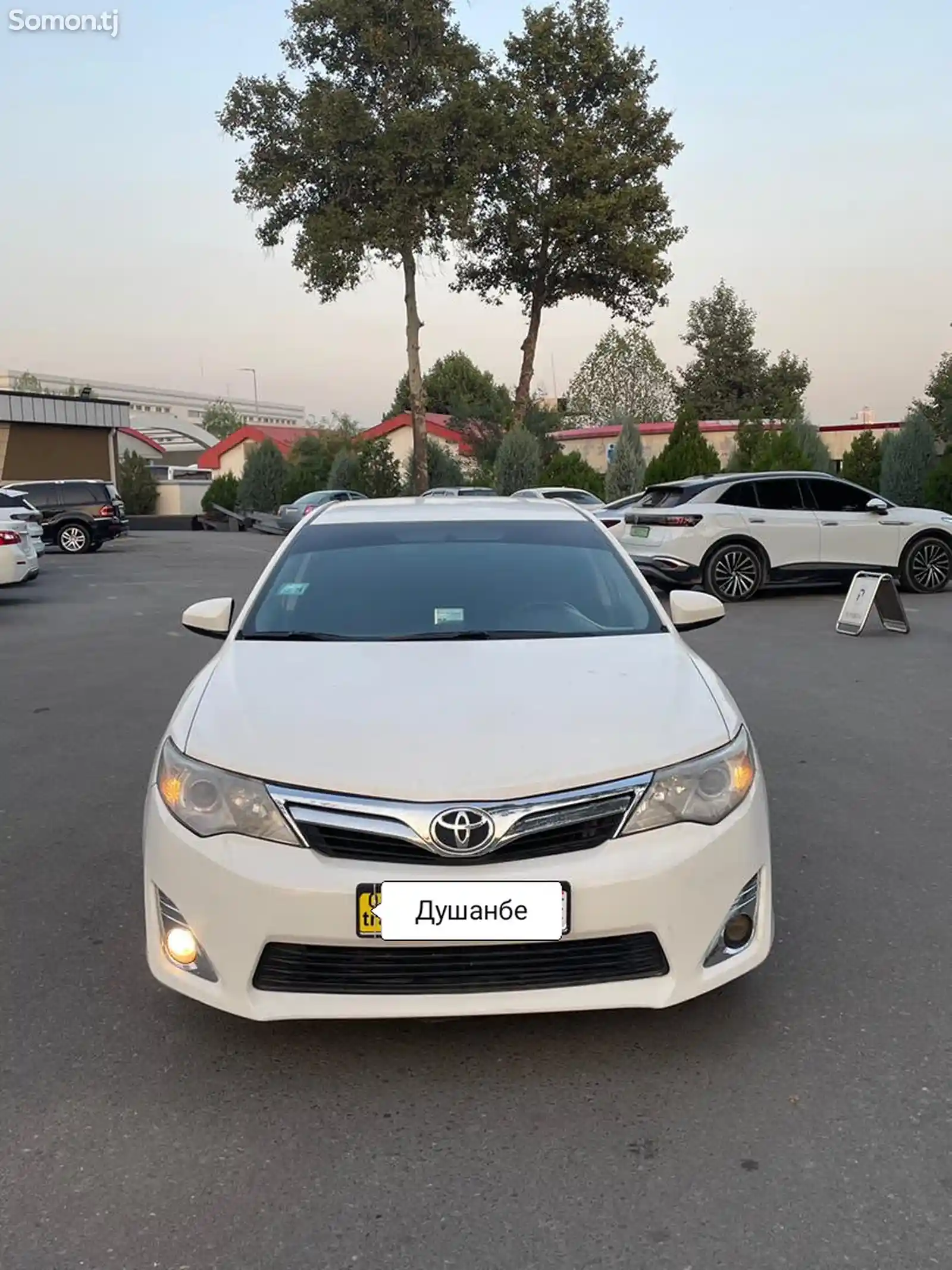 Toyota Camry, 2012-1