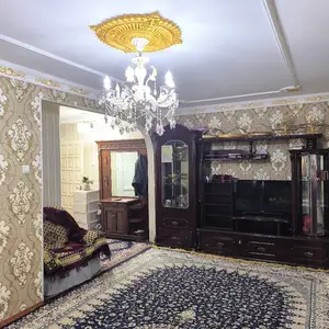 3-комн. квартира, 4 этаж, 80 м², 32 мкр