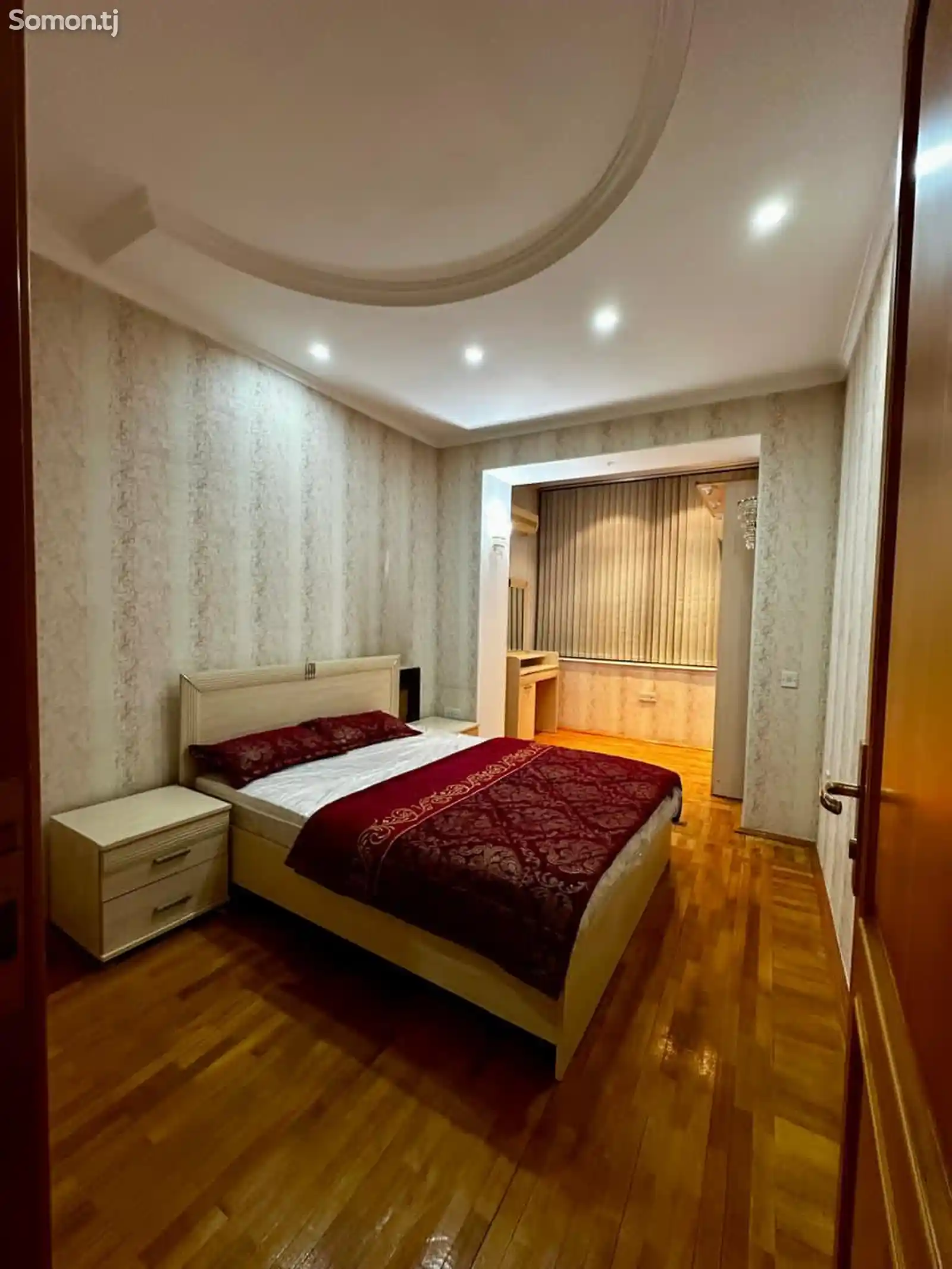 3-комн. квартира, 3 этаж, 100 м², ЦУМ,ул.Рудаки-3