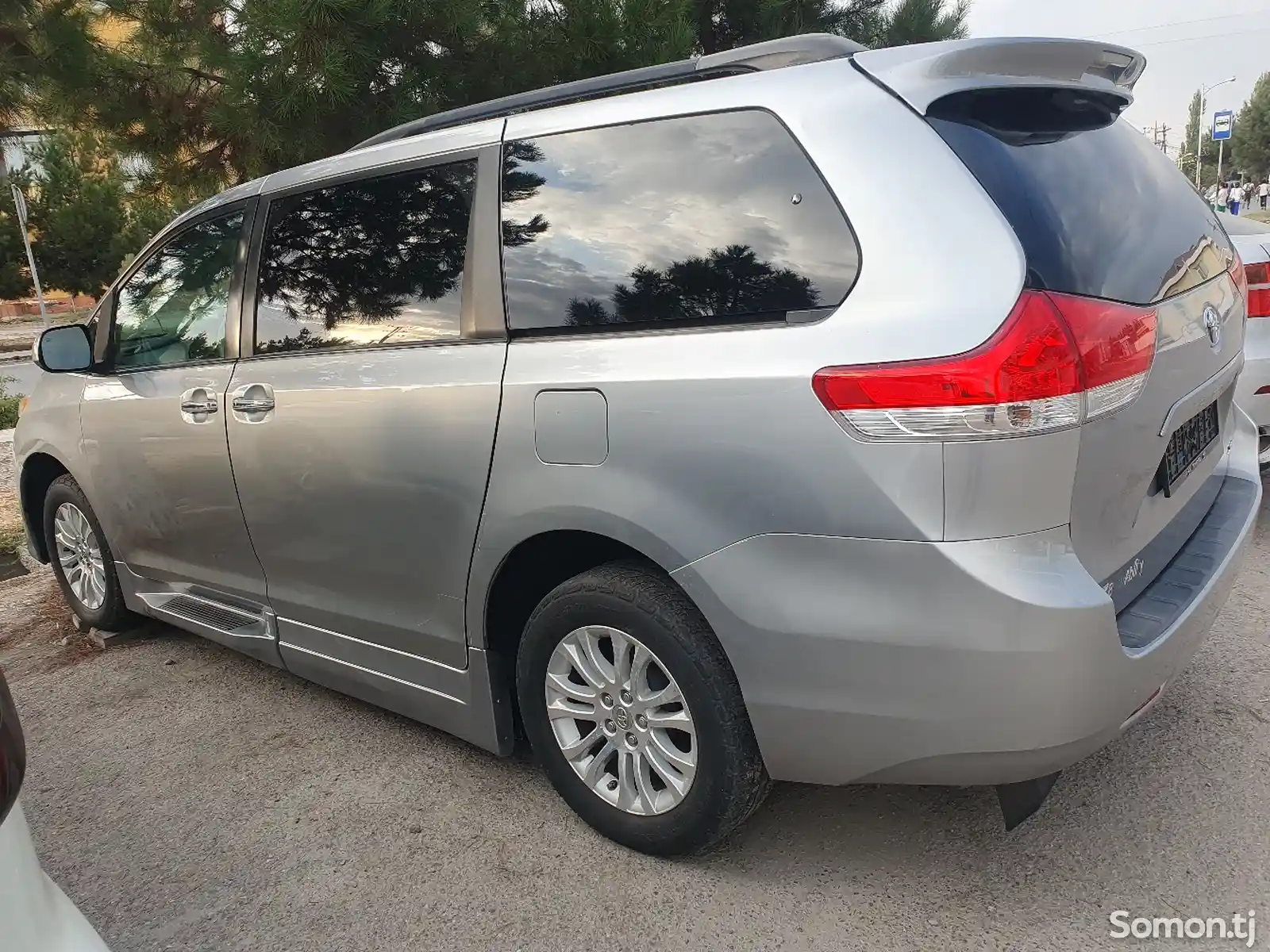 Toyota Sienna, 2014-4