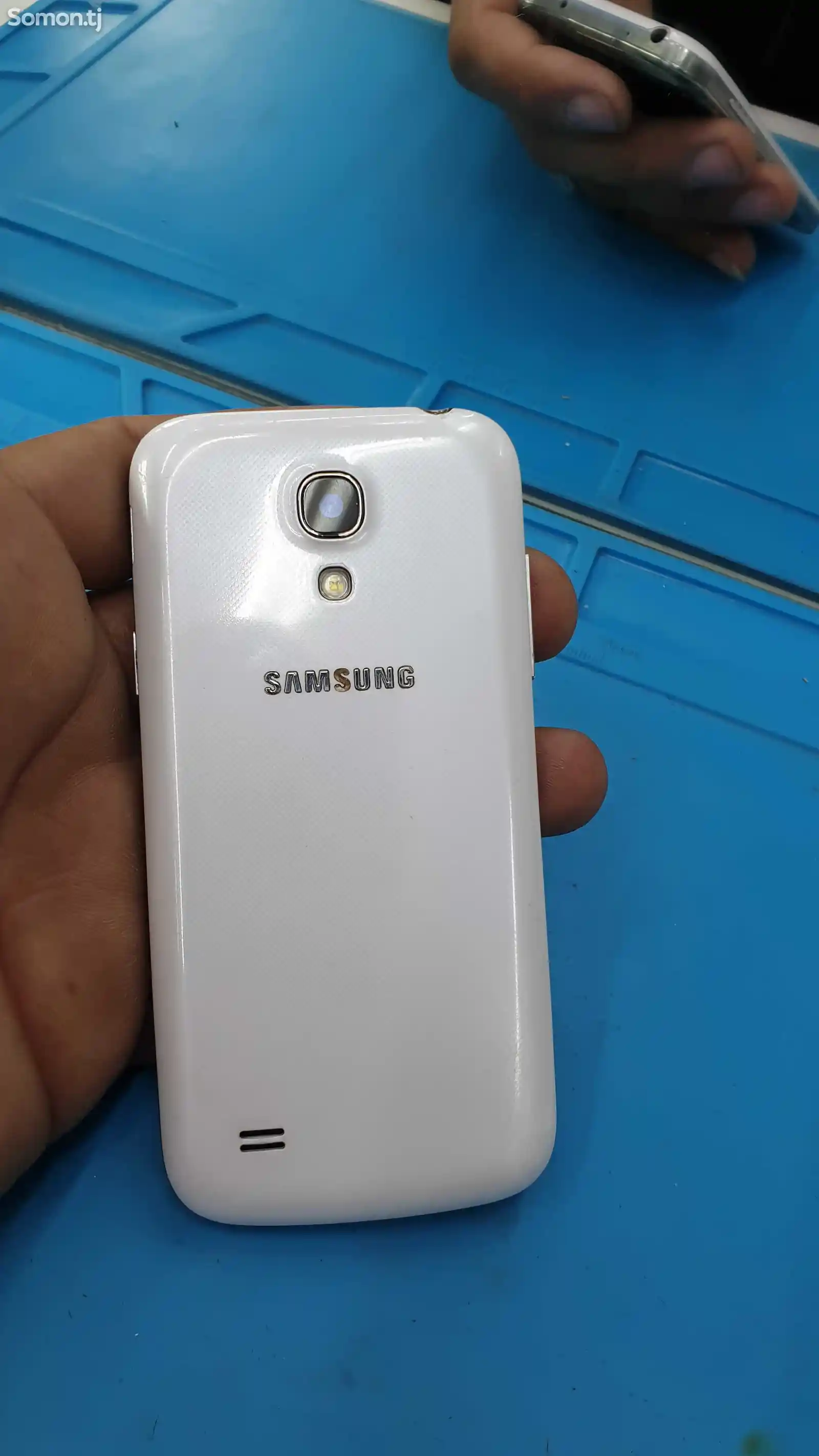 Samsung Galaxy S4 mini на запчасти-2
