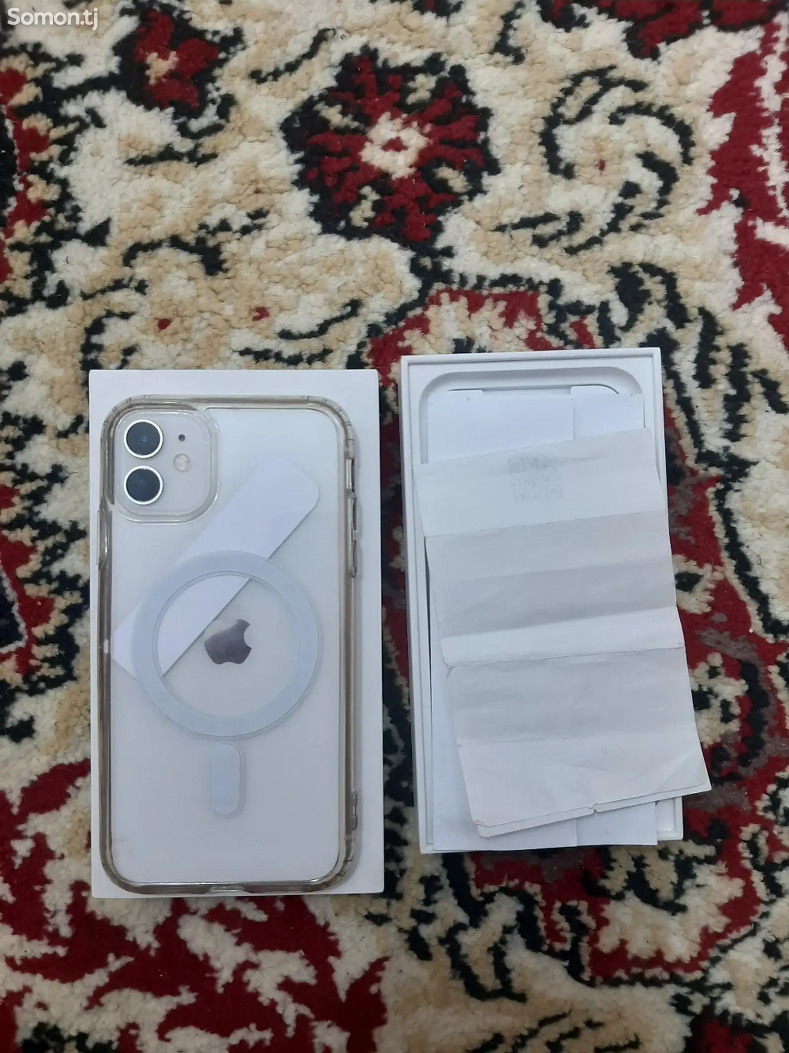 Apple iPhone 11, 64 gb, White-1