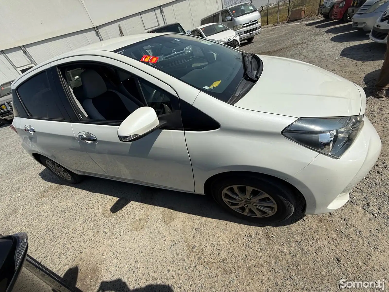 Toyota Vitz, 2015-14