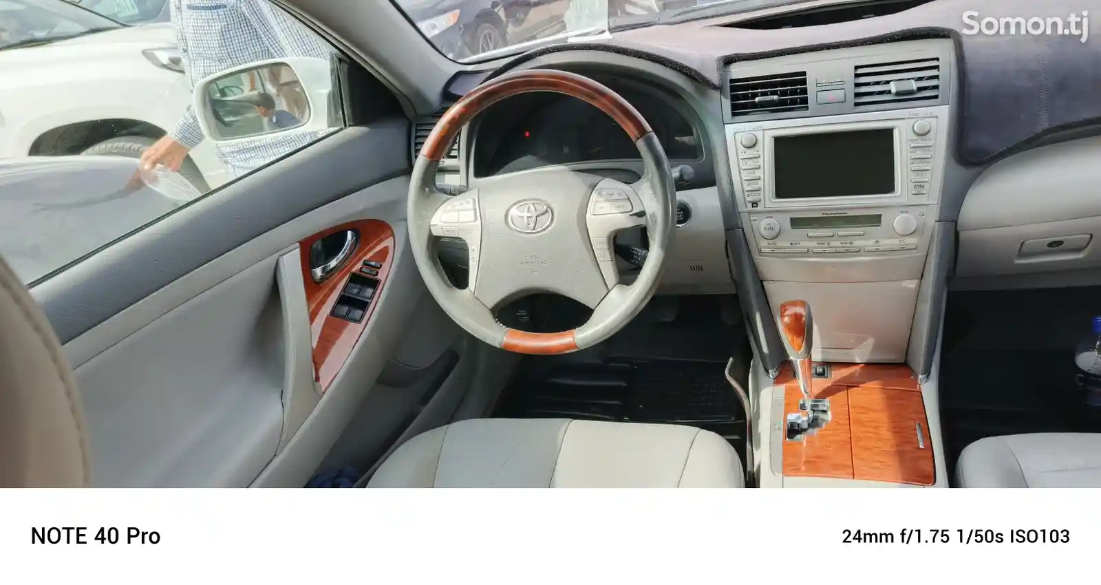 Toyota Camry, 2010-8