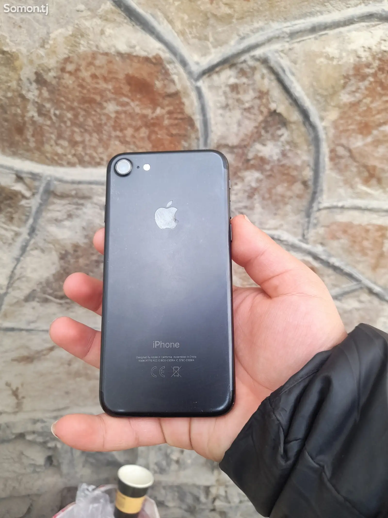 Apple iPhone 7, 32 gb-1