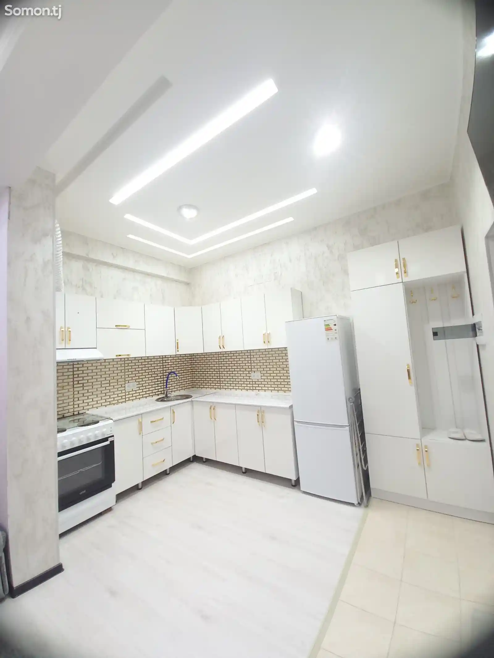 2-комн. квартира, 14 этаж, 50м², Ресторан Бурак-6