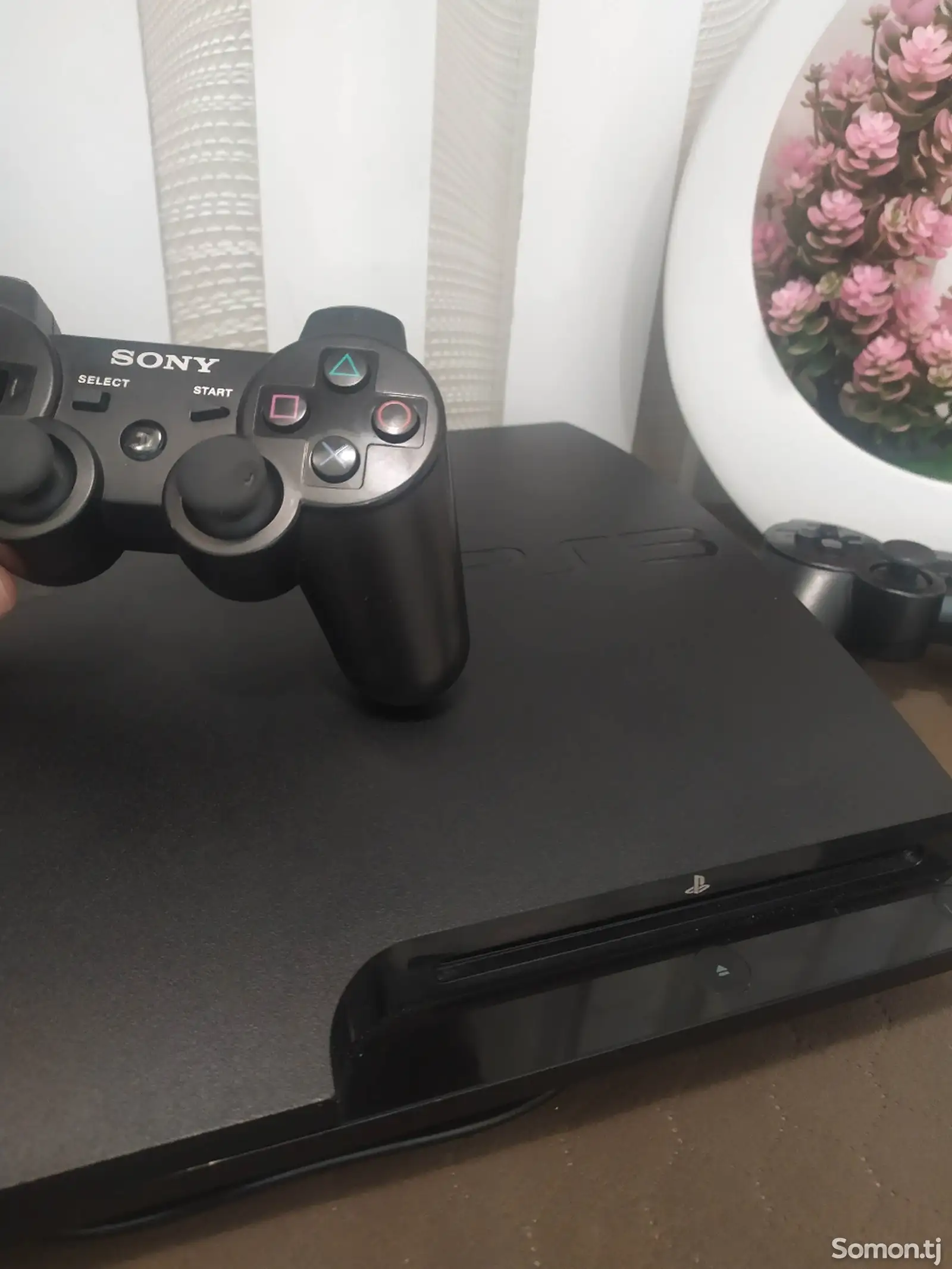 Игровая приставка Sony Playstation 4 + 512 gb-1