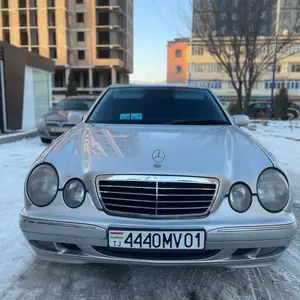 Mercedes-Benz E class, 2000