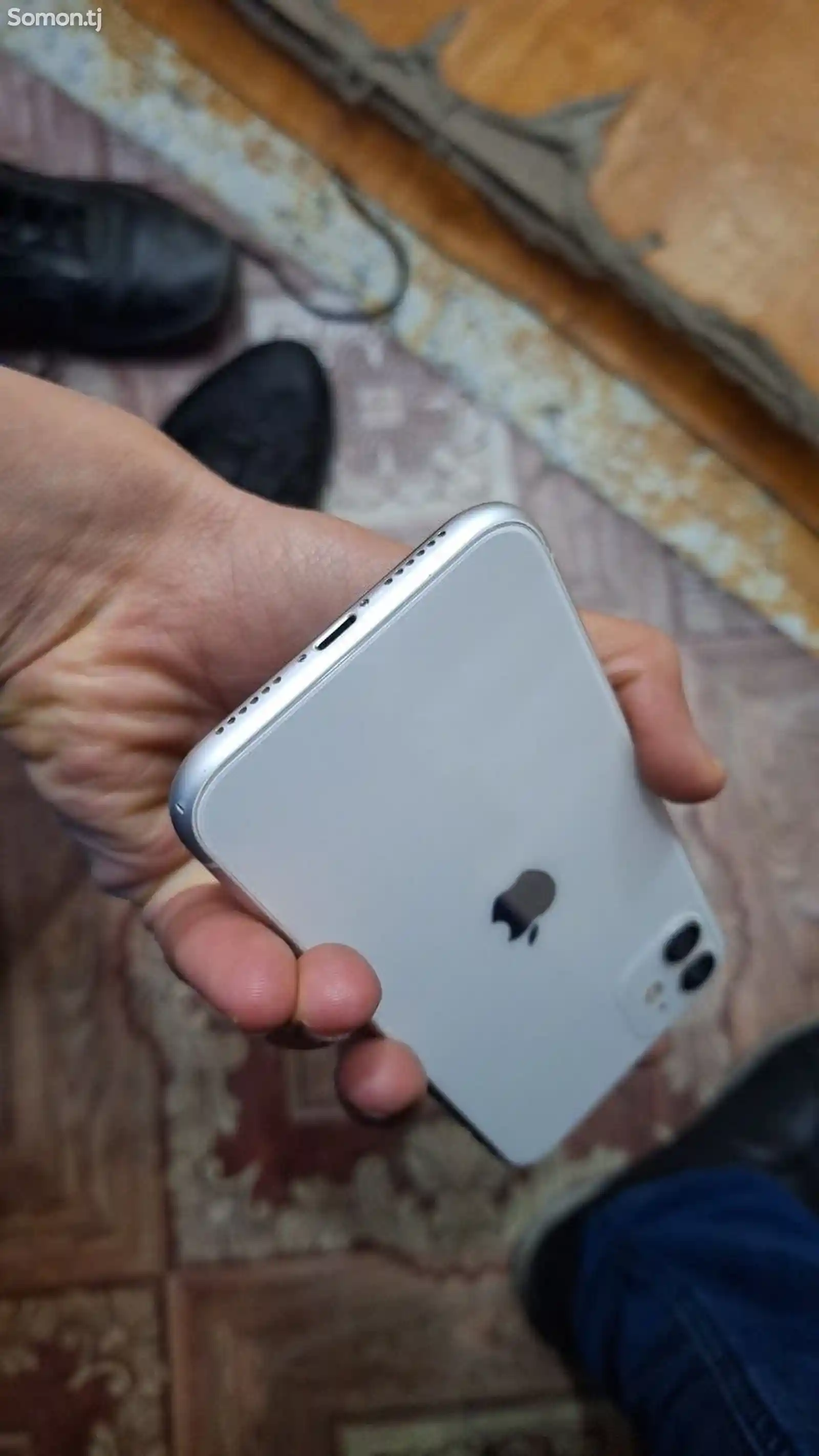 Apple iPhone 11, 64 gb, White-11