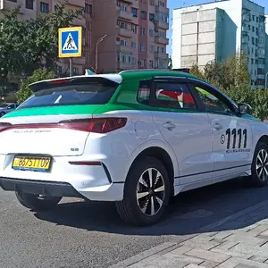 BYD E2, 2023