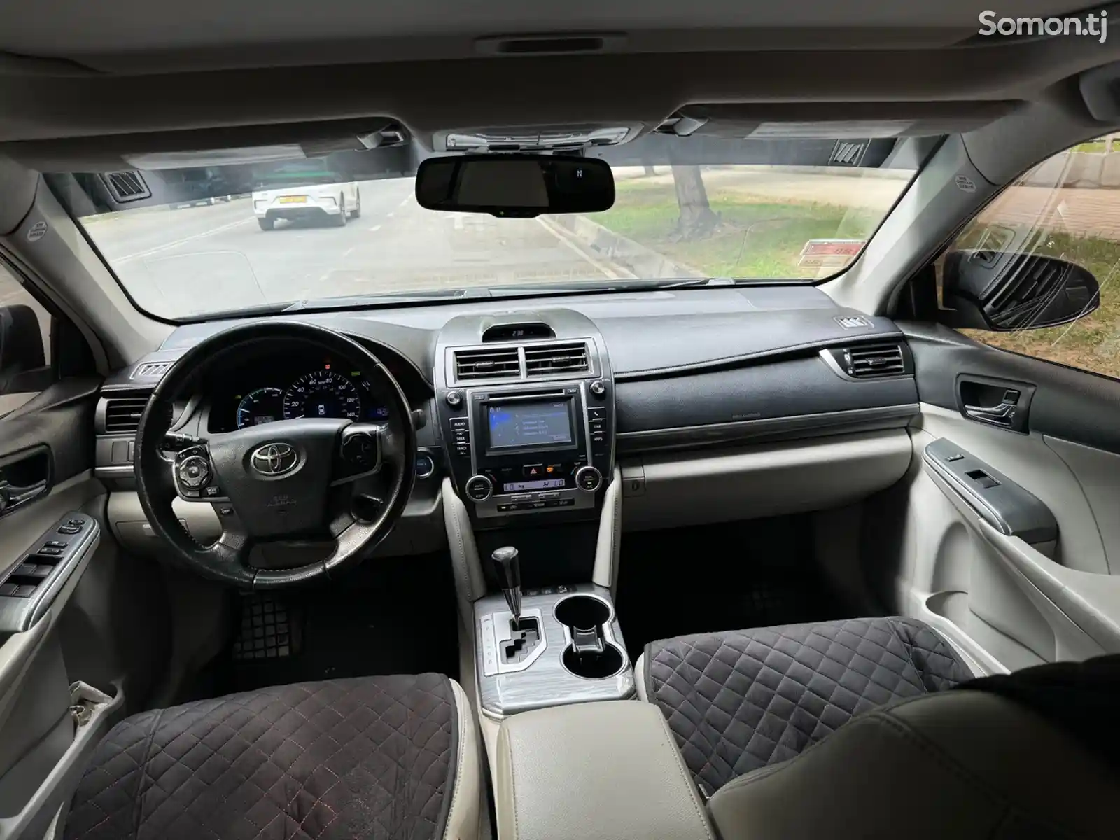 Toyota Camry, 2012-5