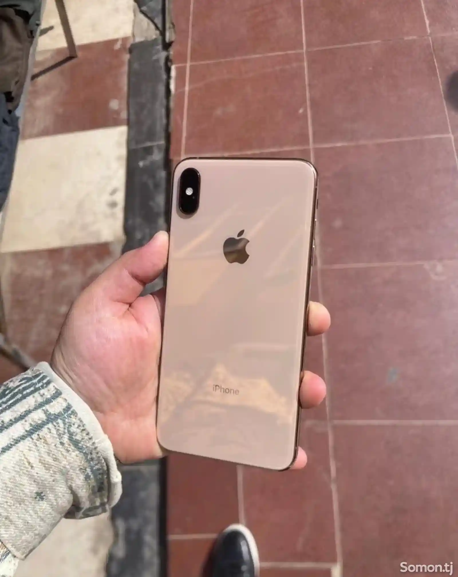 Apple iPhone Xs Max, 64 gb, Gold-1