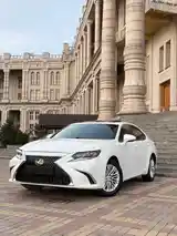 Lexus ES series, 2014-2