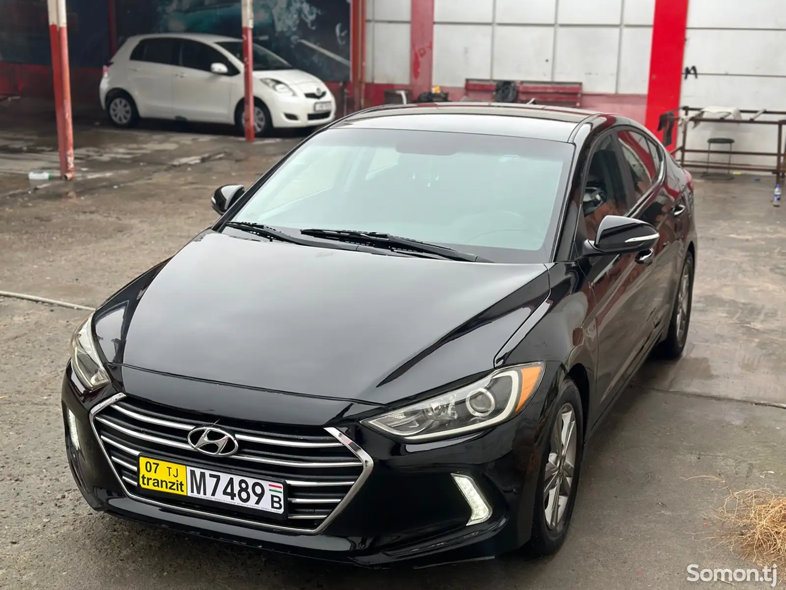 Hyundai Elantra, 2017-1