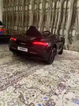 Детская машина McLaren-3