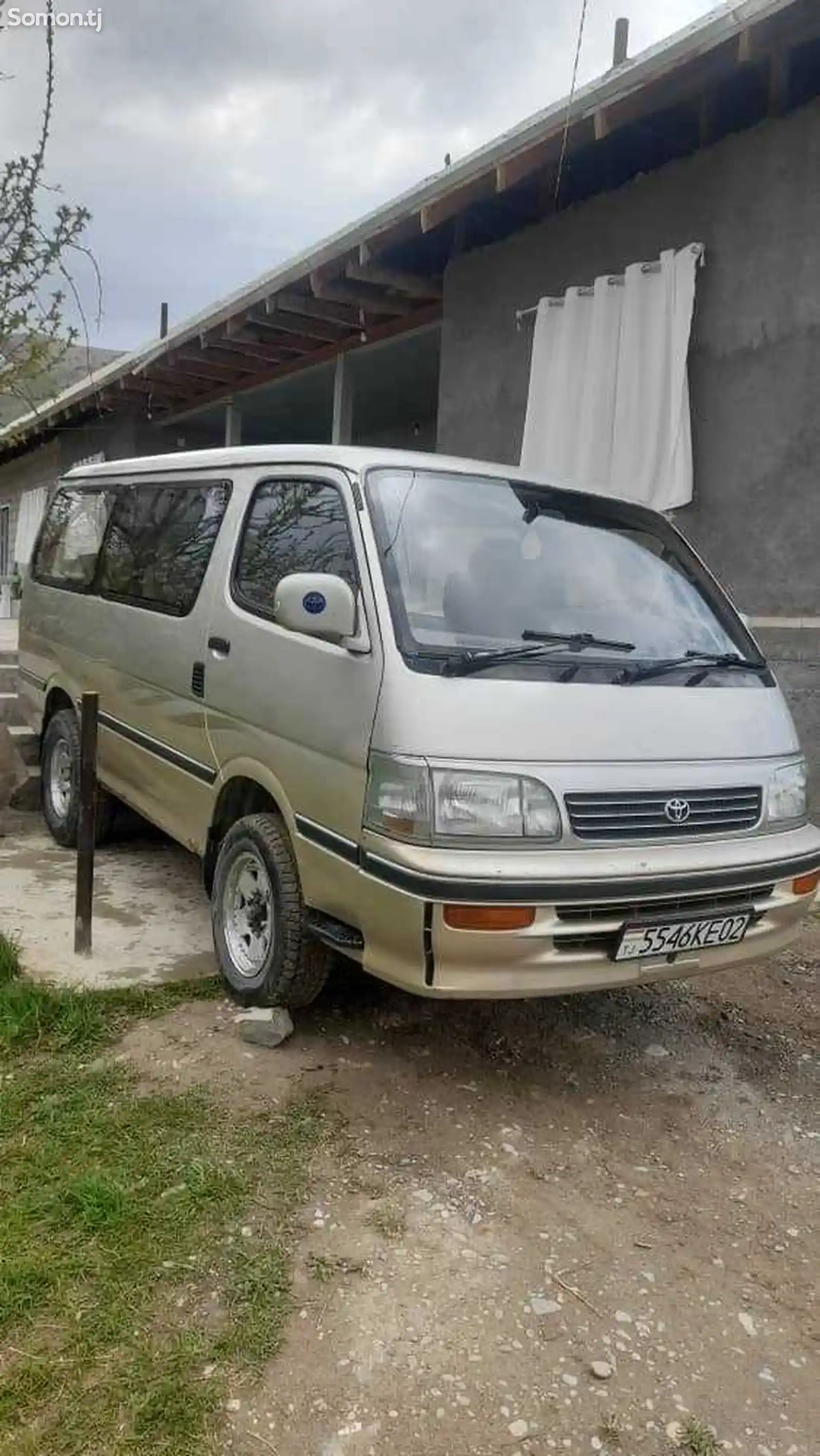 Toyota Hiace, 1994-1