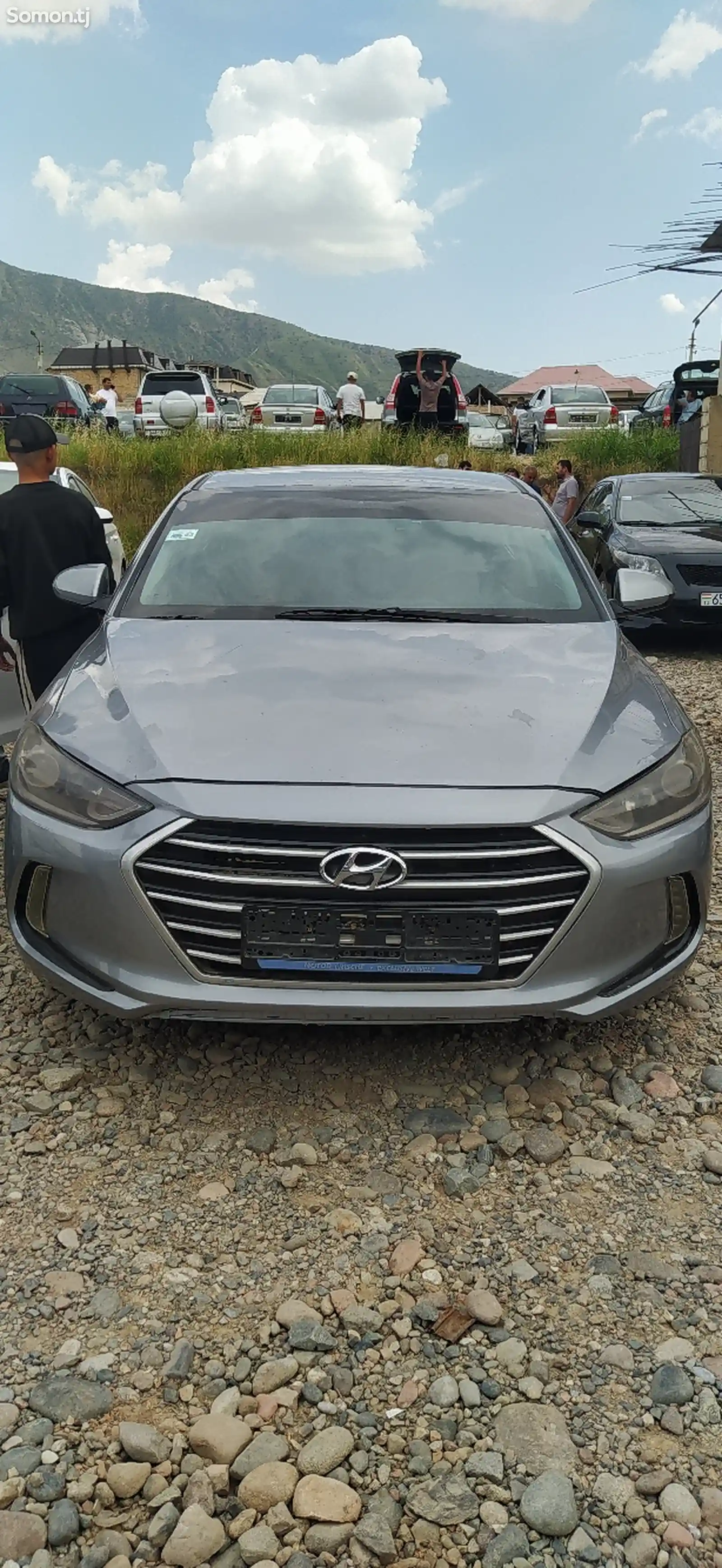 Hyundai Elantra, 2017-10