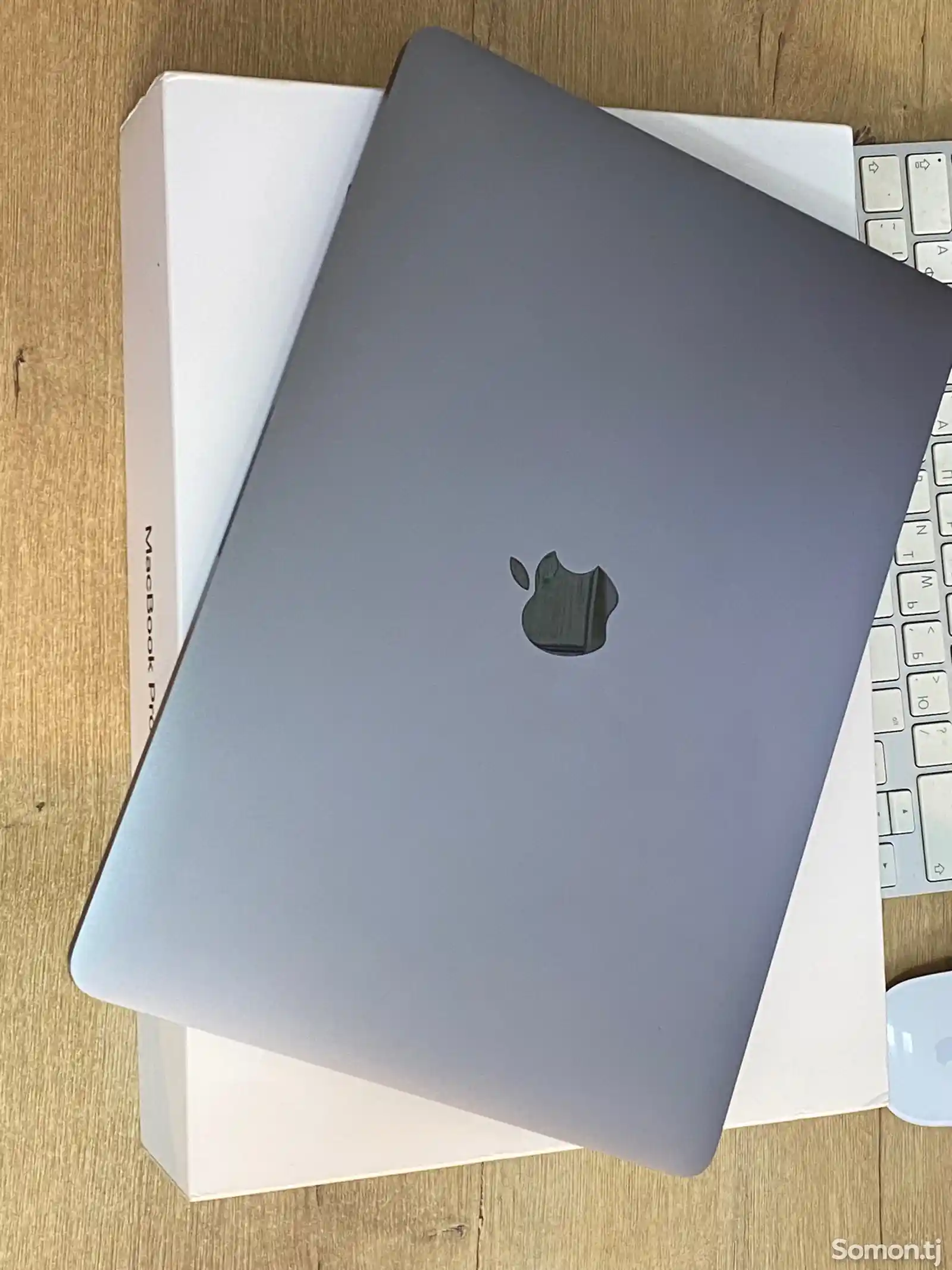 Ноутбук Apple MacBook Pro 2018 Core i5-2