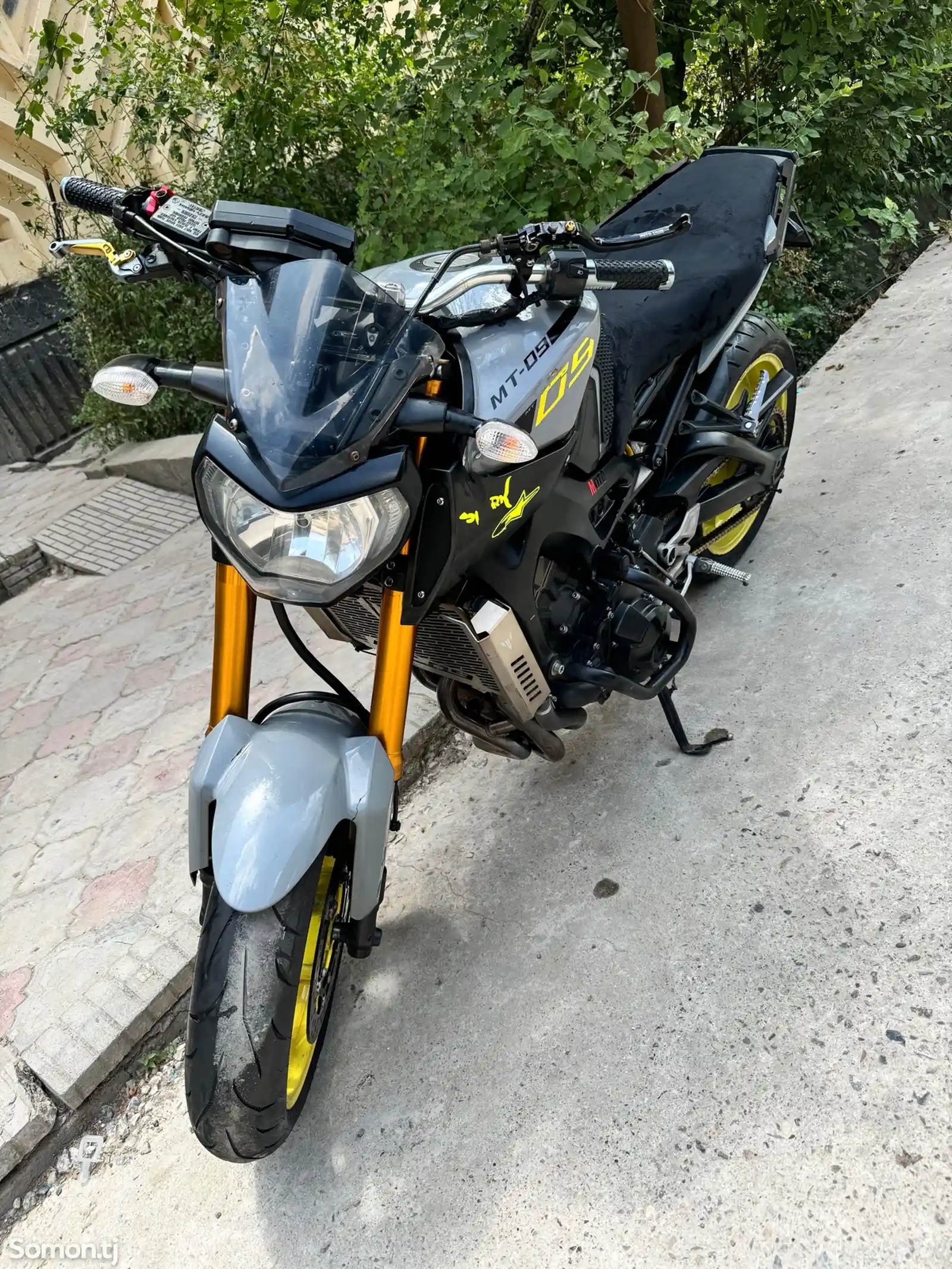 Yamaha MT-09-6