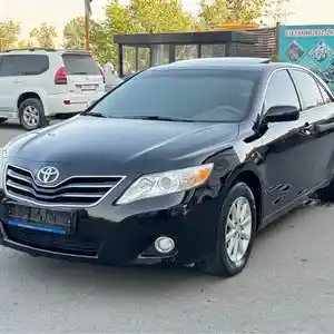 Toyota Camry, 2010