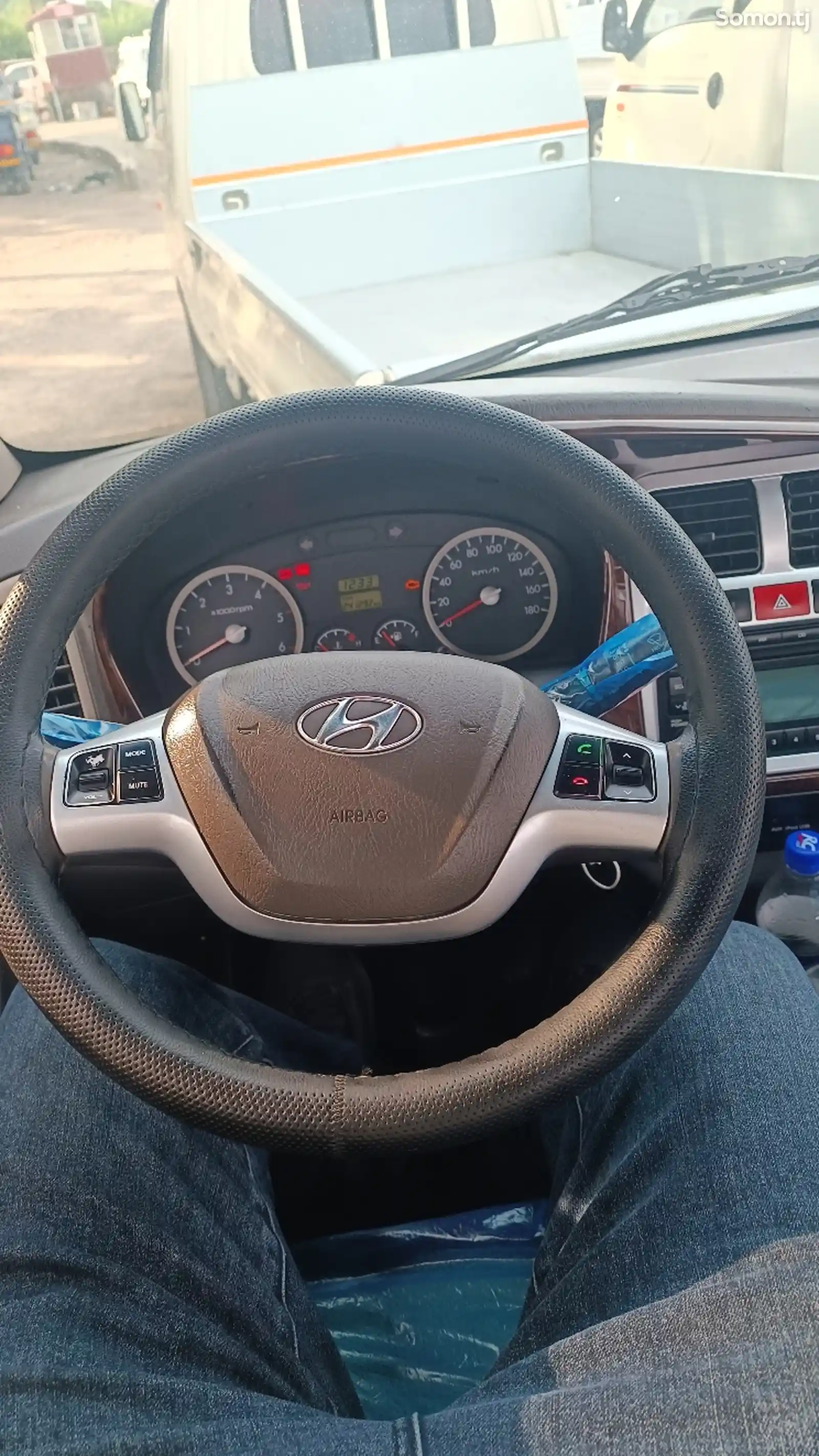 Бортовой автомобиль Hyundai Porter 2, 2015-7
