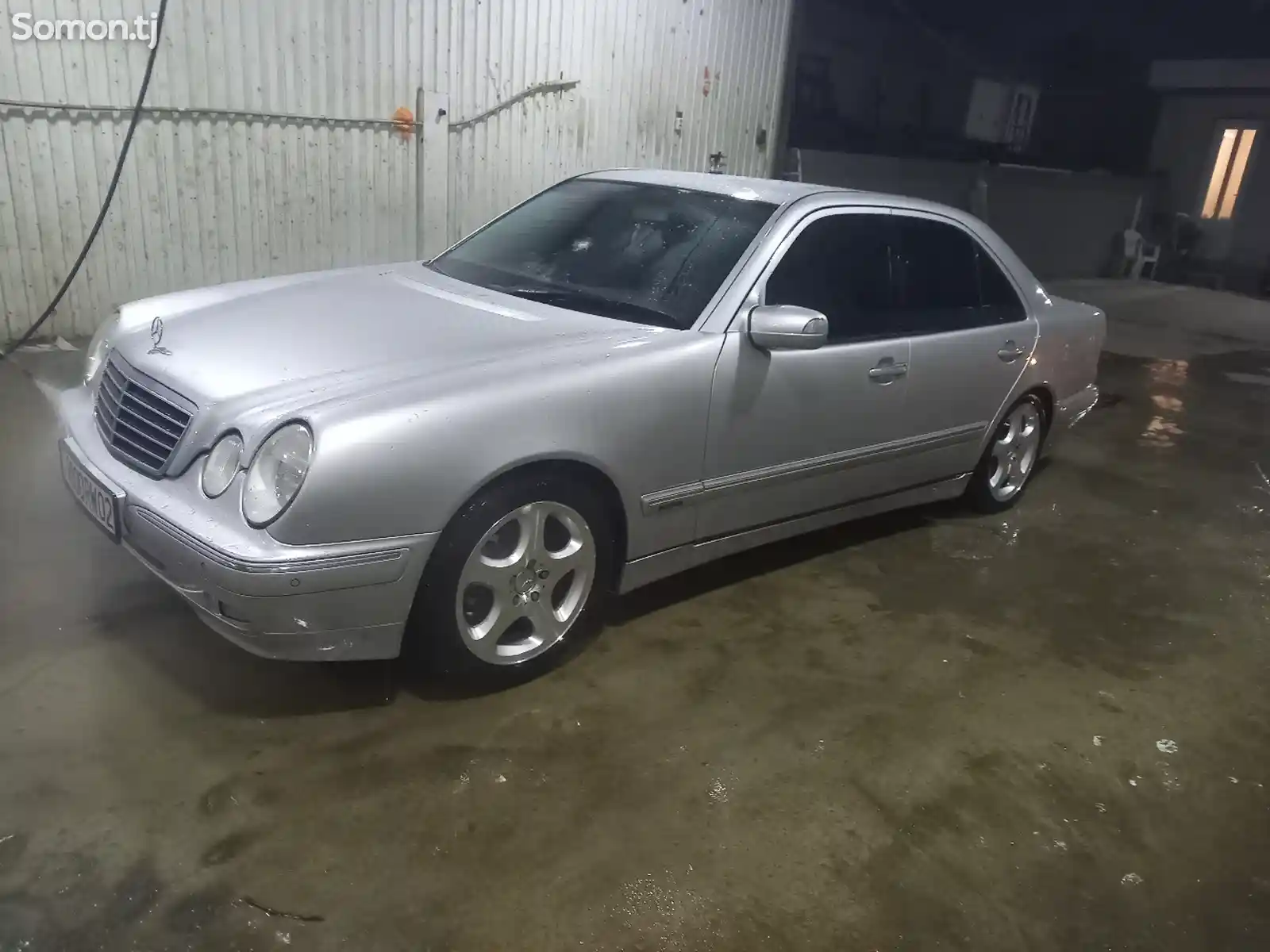 Mercedes-Benz E class, 2000-4