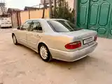 Mercedes-Benz E class, 2000-4