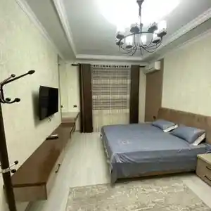 3-комн. квартира, 1 этаж, 160м², 31мкр