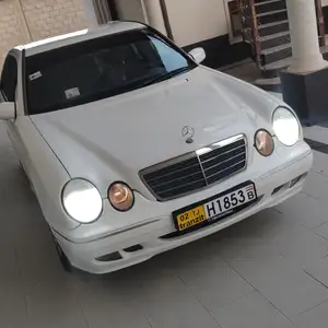 Mercedes-Benz E class, 2000