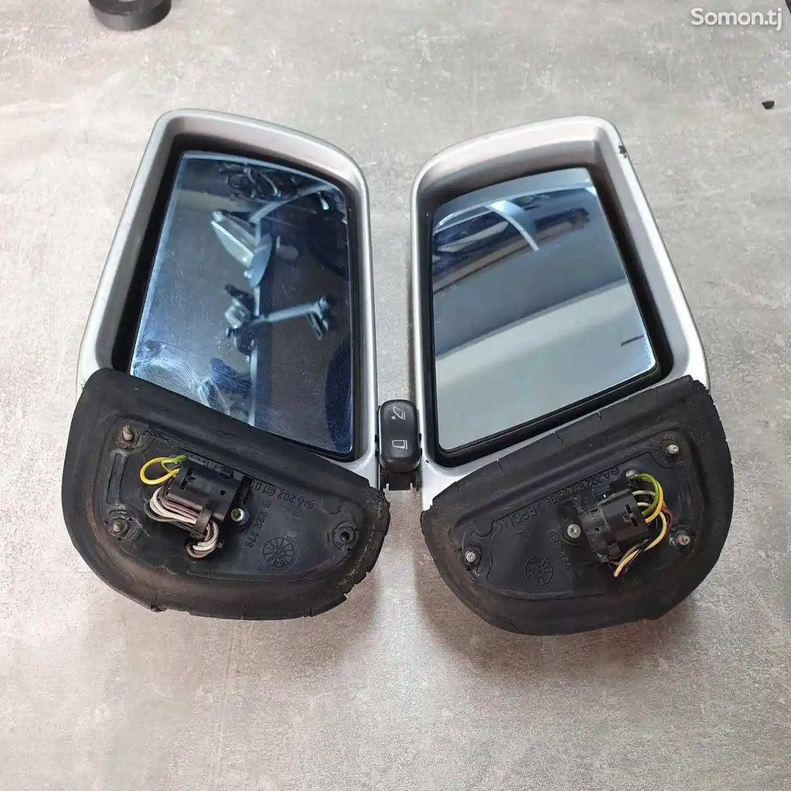 Боковое зеркало заднего вида от Mercedes-Benz W202-2