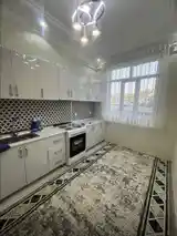 2-комн. квартира, 2 этаж, 80м², Меҳргон-7