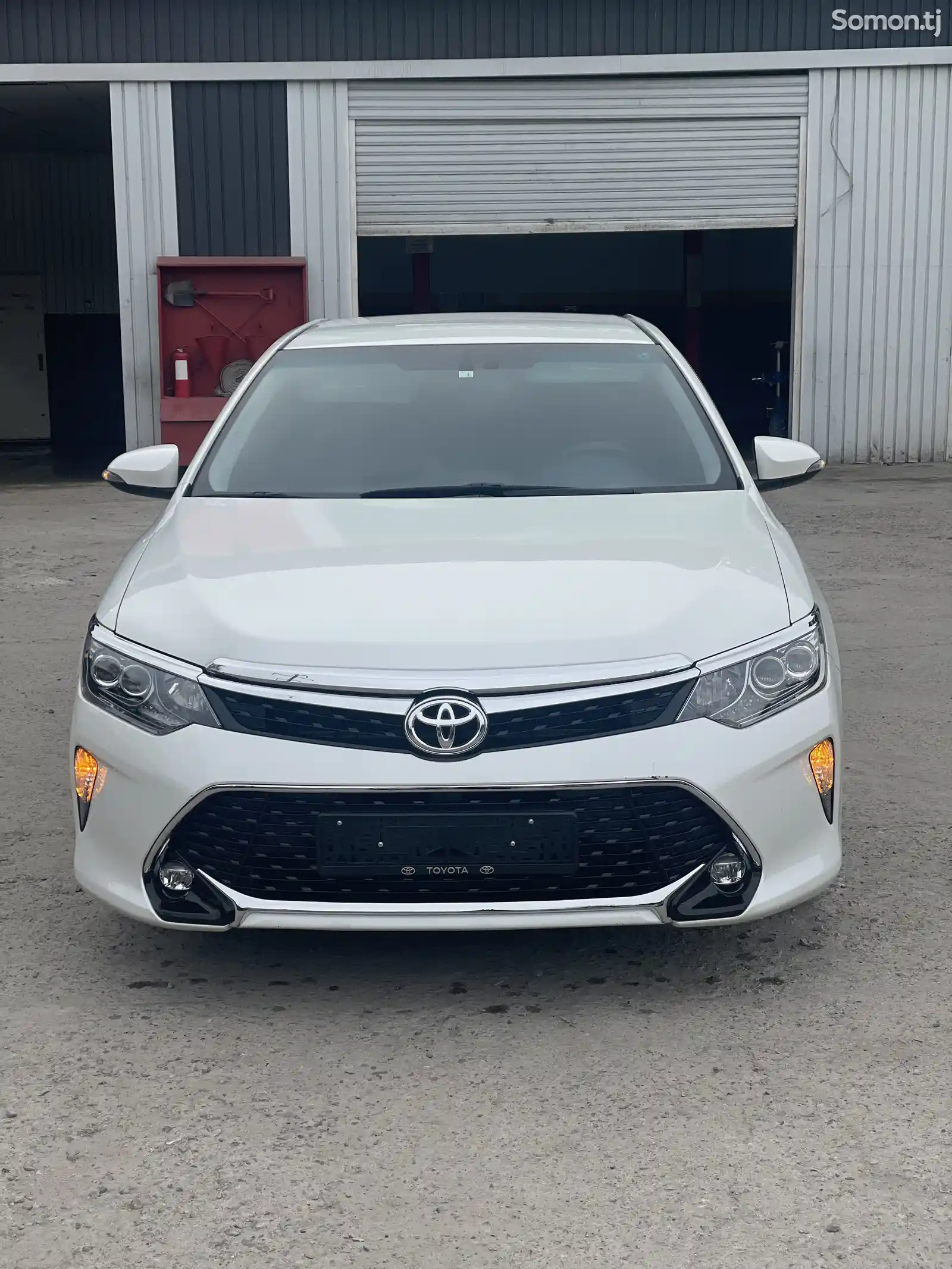 Toyota Camry, 2015-4