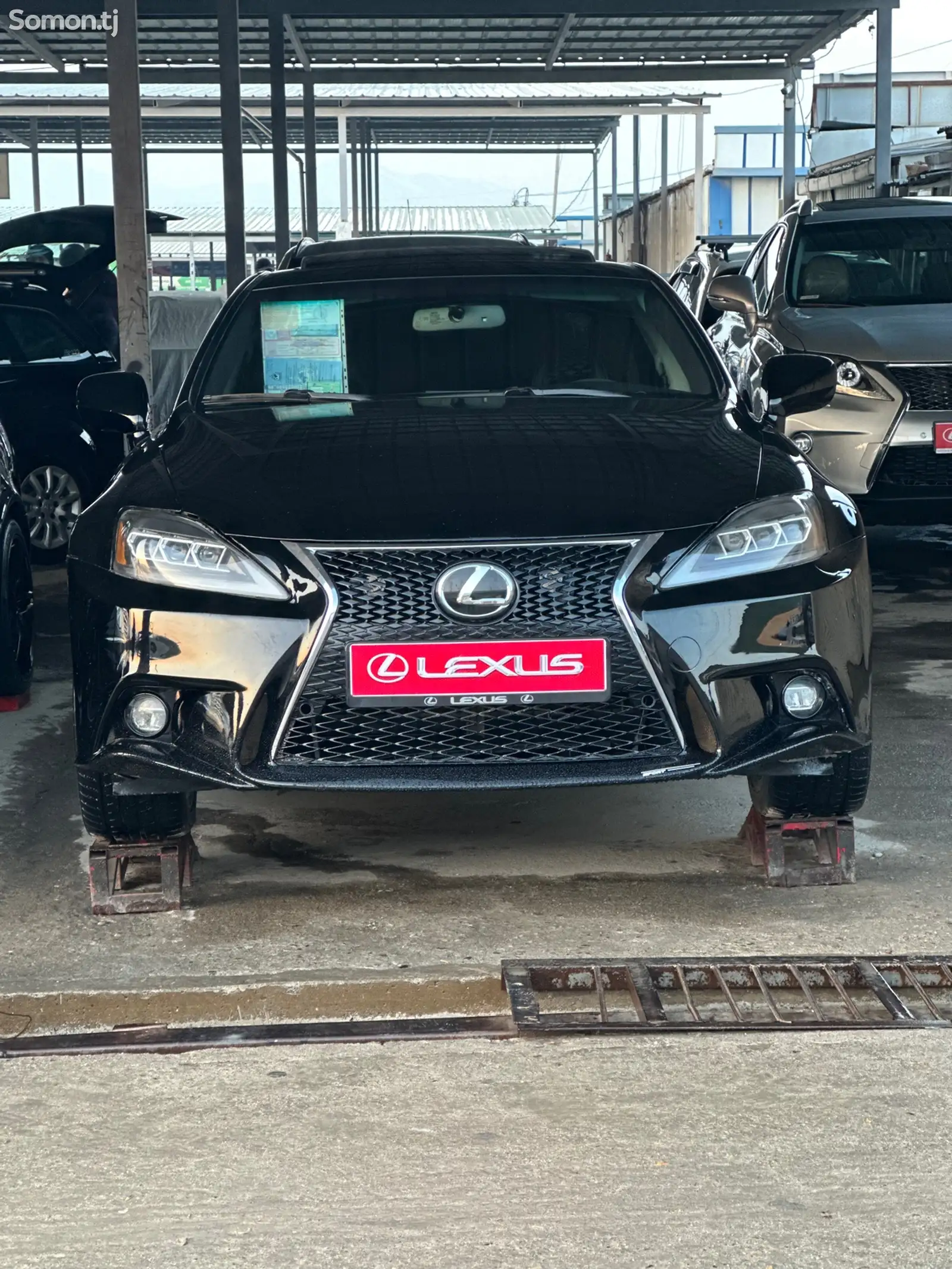 Lexus IS series, 2010-1