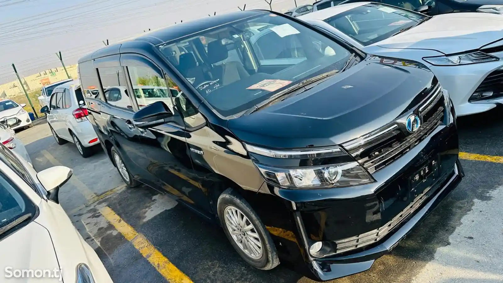 Toyota Voxy, 2014-1