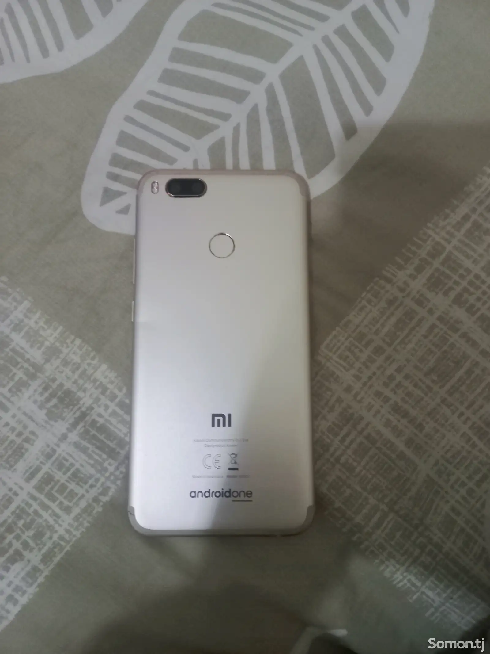 Телефон Xiaomi Mi-1