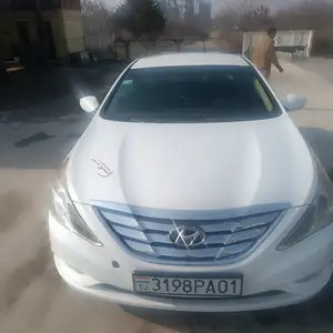 Hyundai Sonata, 2012