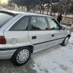 Opel Astra F, 1995