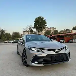 Toyota Camry, 2023