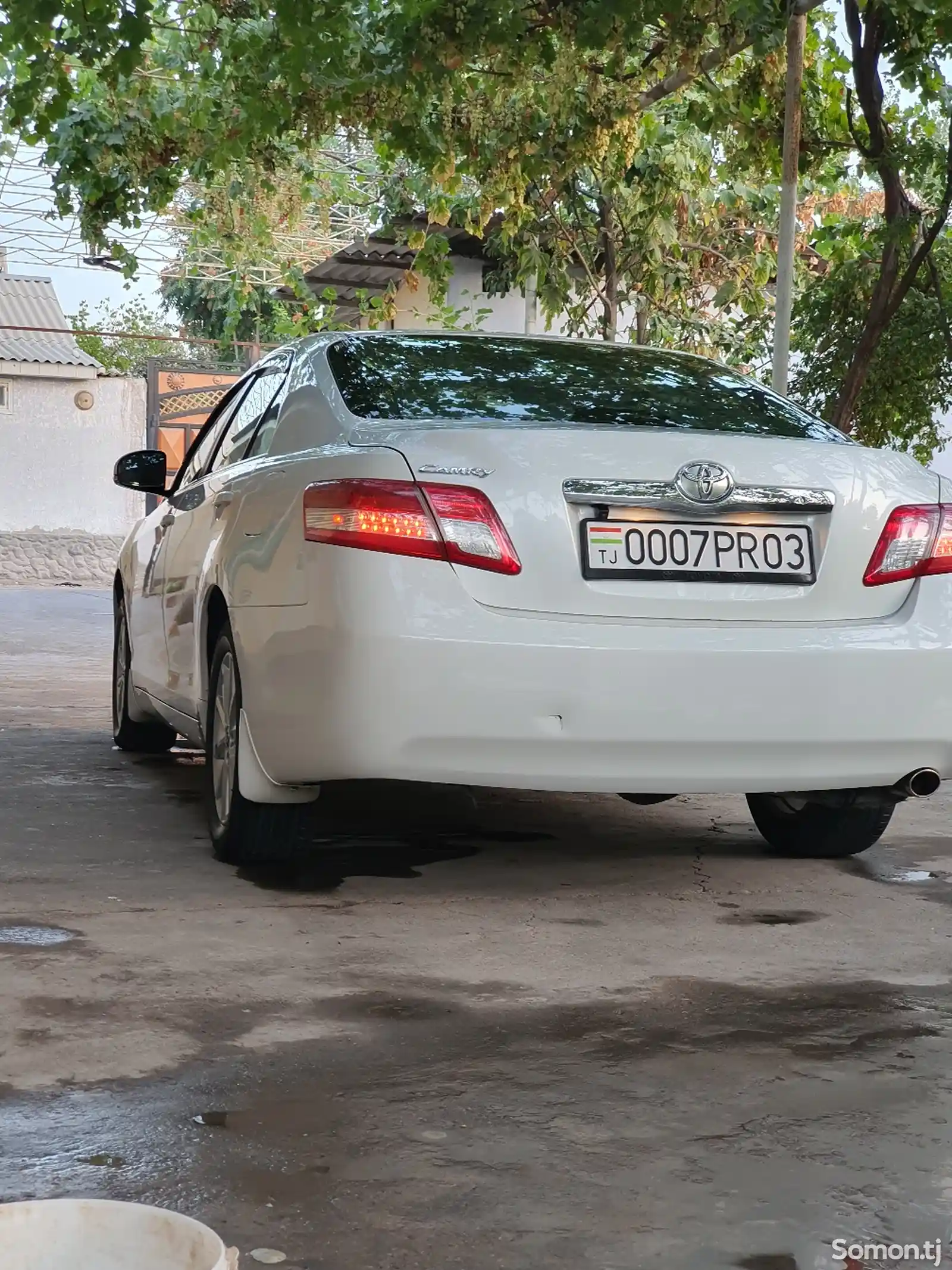 Toyota Camry, 2010-8