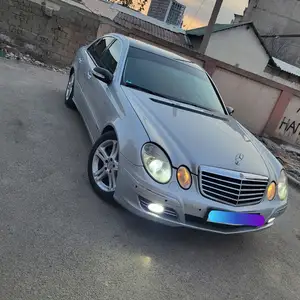 Mercedes-Benz E class, 2004