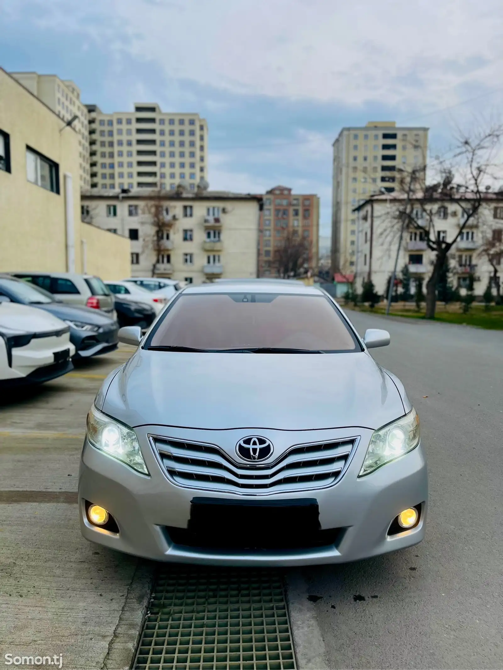 Toyota Camry, 2010-1