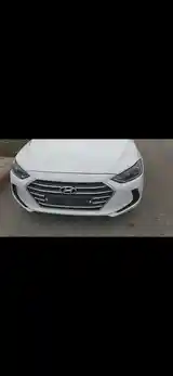 Hyundai Avante, 2016-8