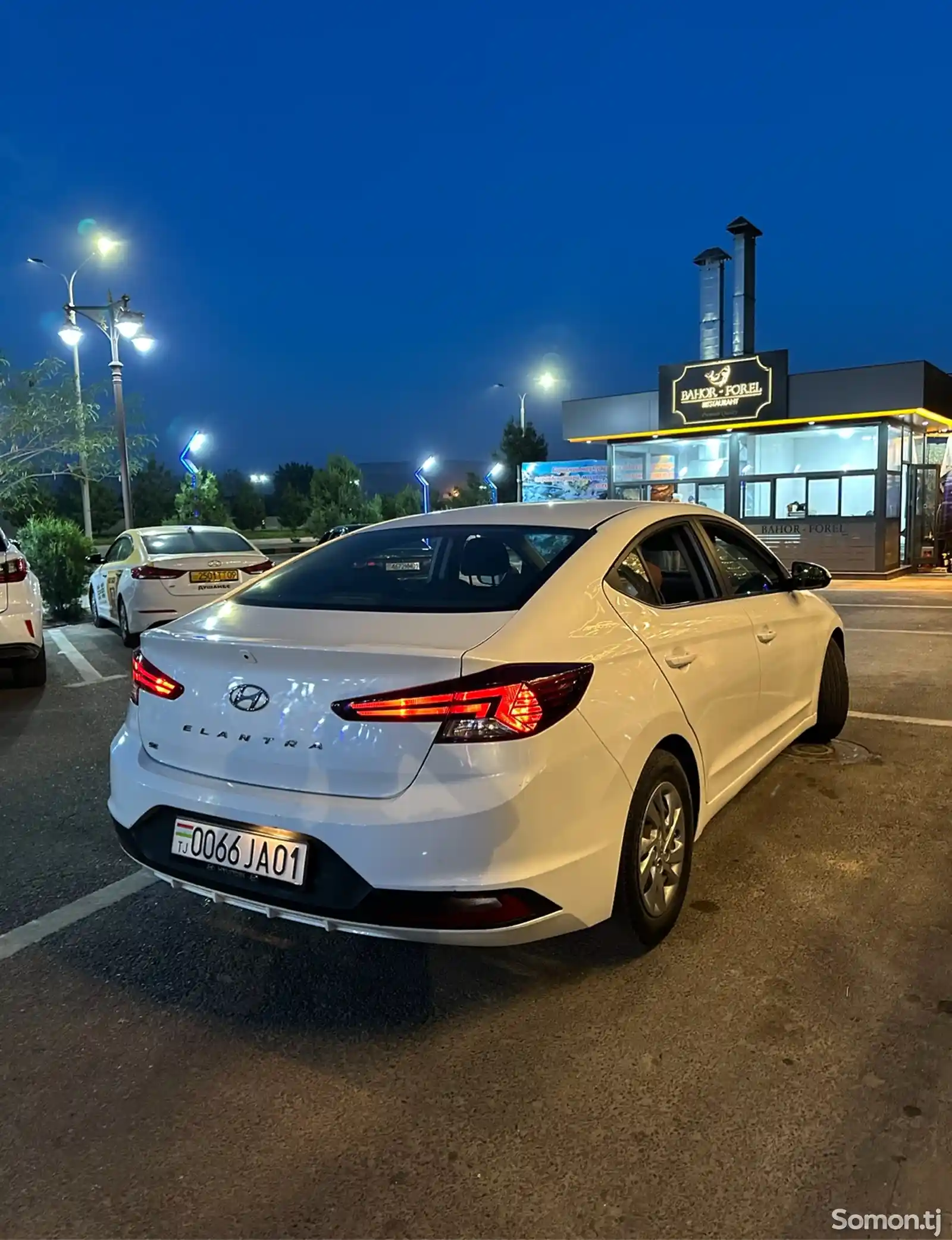 Hyundai Elantra, 2019-3